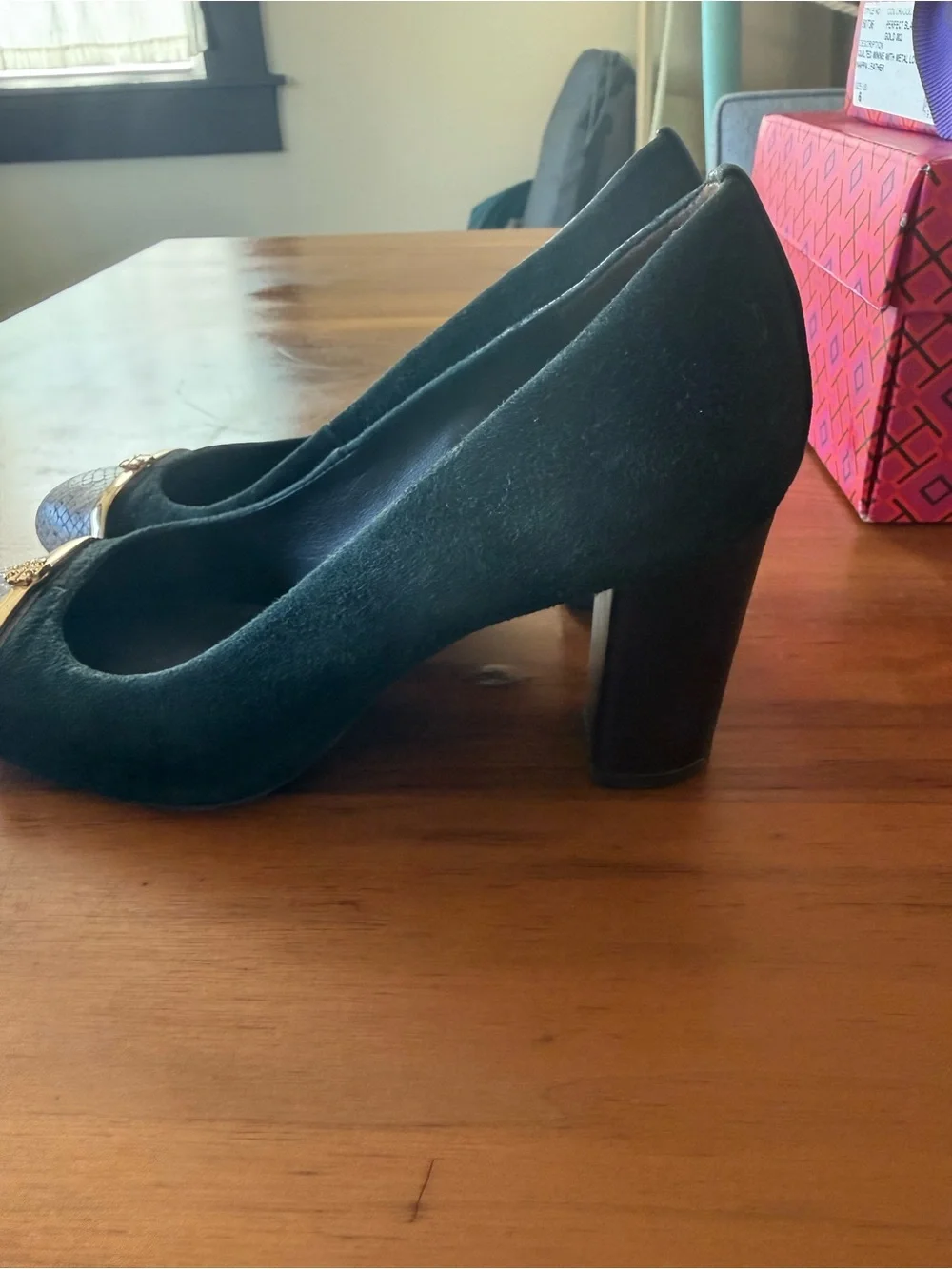 Tory Burch Pacey Black Suede Snakeskin Cap Toe Pumps Size 6